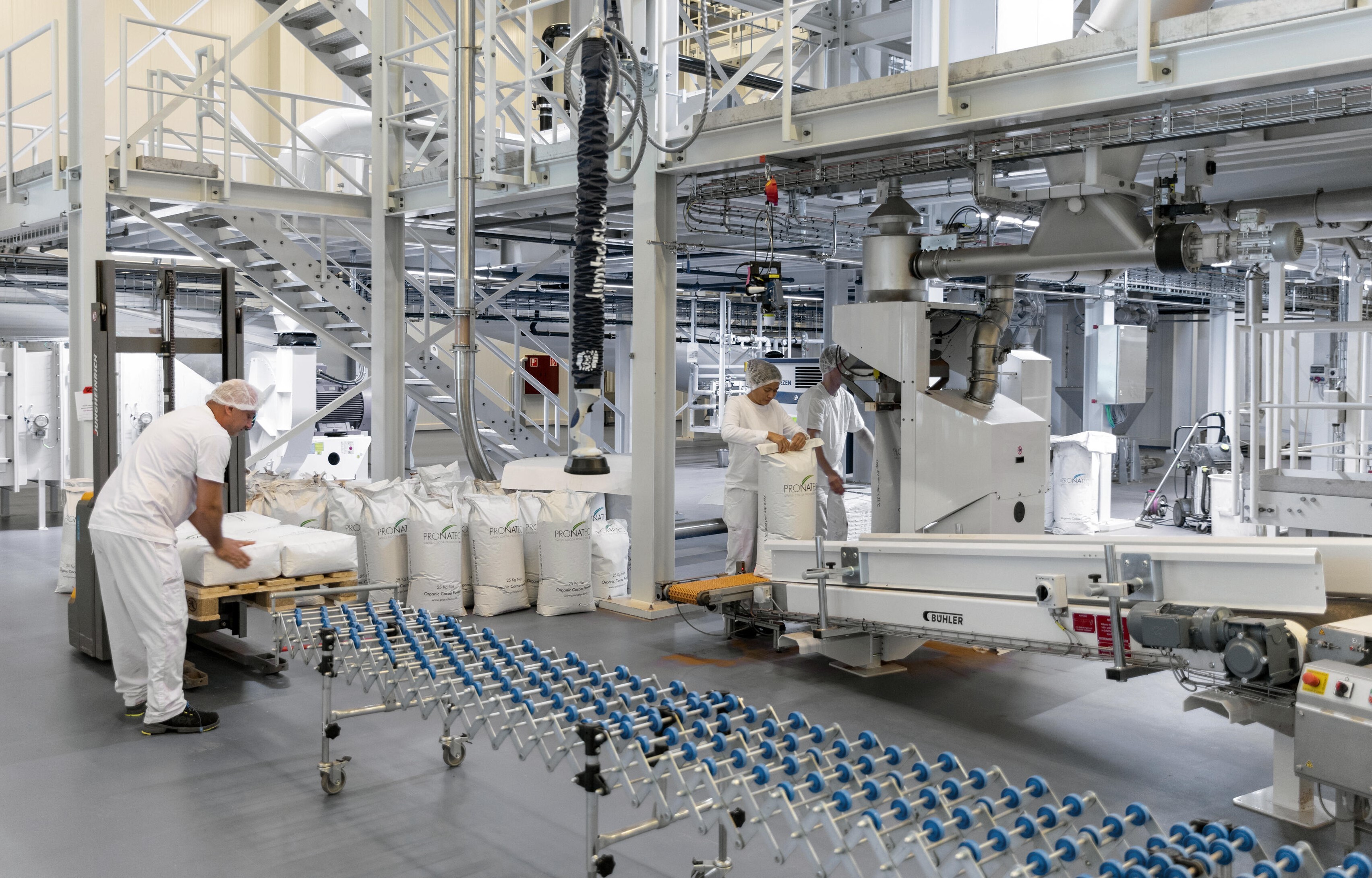 Pronatec opens Switzerland’s first fully organic cocoa processing plant