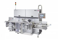 Automatic fold wrapping machine – in the new LRM-HS version also for hermetically sealed chocolate products.