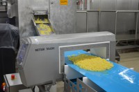 Das Metallsuchsystem Profile Advantage wurde speziell zur Inspektion von feuchten – und damit leitfähigen – Produkten wie beispielsweise Ananas entwickelt.