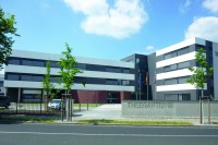 In July 2015, Theegarten-Pactec inaugurated a new manufacturing and assembly complex as well as an office building at the company’s long-standing headquarters in Dresden. The total investment of € 30 m represents the largest-ever investment in the history of the packaging machinery manufacturer.