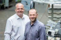 Felix Thürlings (li.) ist zuständig für die 
Bereiche Entwicklung, Marketing und 
Vertrieb, Peter Thürlings für den Bereich 
Konstruktion. 
