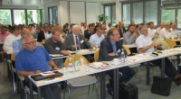 Attentive audience: with over 110 participants, the 53rd session of the 
chocolate technology study group was “fully booked”.

