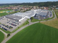 Expansiv: Das Firmengelände von Multivac prägt das Ortsbild von Wolfertschwenden mit seinen rund 2.000 Einwohnern. (Bilder: Multivac)
